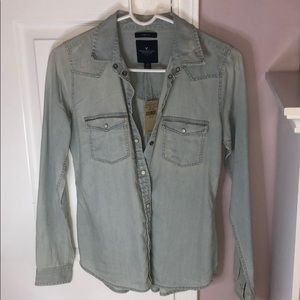 American Eagle Slim Fit Denim Button Up
